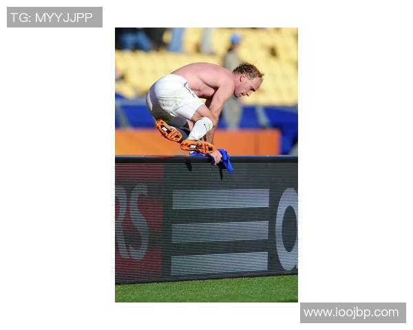 巴里-布朗燃爆球场连拿30+，引爆球迷疯狂支持