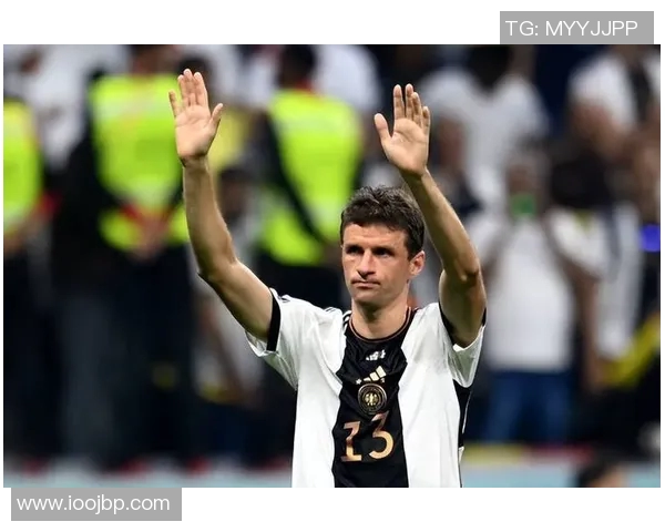 德杯赛场上助攻穆勒展现团队精神与个人风采的完美结合