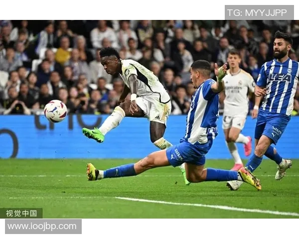 维尼修斯精彩远射助力皇马逆转胜利展现超强实力